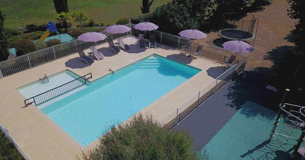 Outdoor pool with accessibility lift